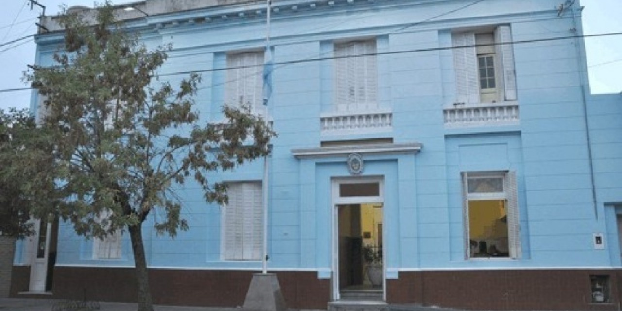 Una adolescente atac a otra con un arma blanca en una escuela